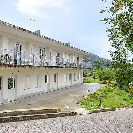 1 Bedroom Beautiful In Lejlighed *