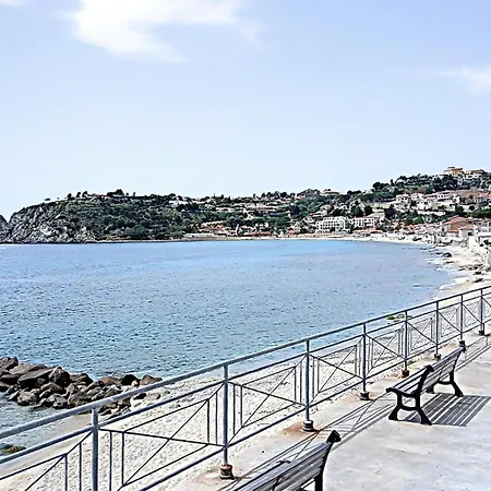 1 Bedroom Beautiful In Apartment