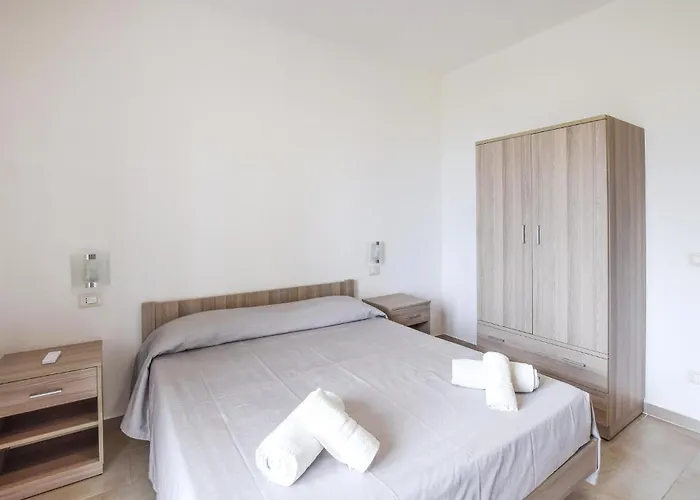 1 Bedroom Beautiful In *