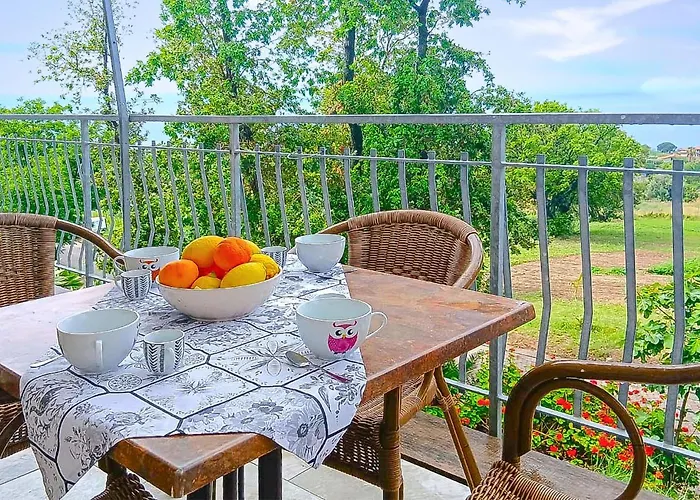 1 Bedroom Beautiful In Lägenhet