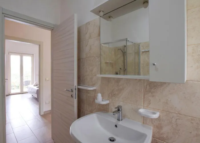 1 Bedroom Beautiful In * Ricadi